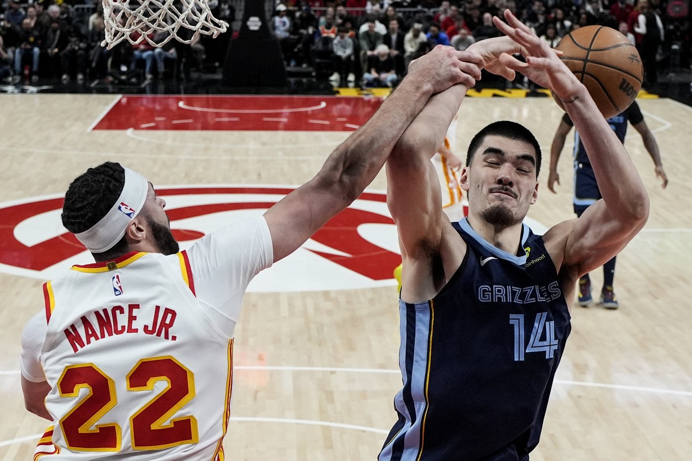 Bane and Pippen combine for 45 points, Grizzlies cruise past Hawks 128-112 | iNFOnews.ca