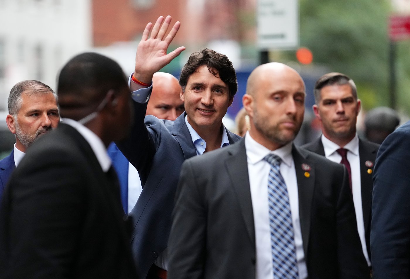 Trudeau tells Stephen Colbert there's frustration in Canada, but he'll keep fighting | iNFOnews.ca Trudeau tells Stephen Colbert there's frustration in Canada, but he'll keep fighting | iNFOnews.ca