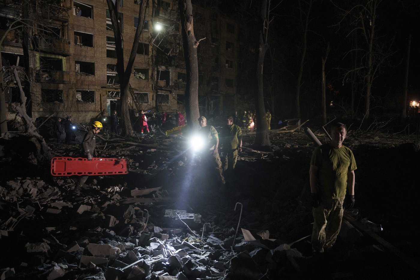 A young couple in Ukraine delighted in first love. Then the war came for them | iNFOnews.ca
