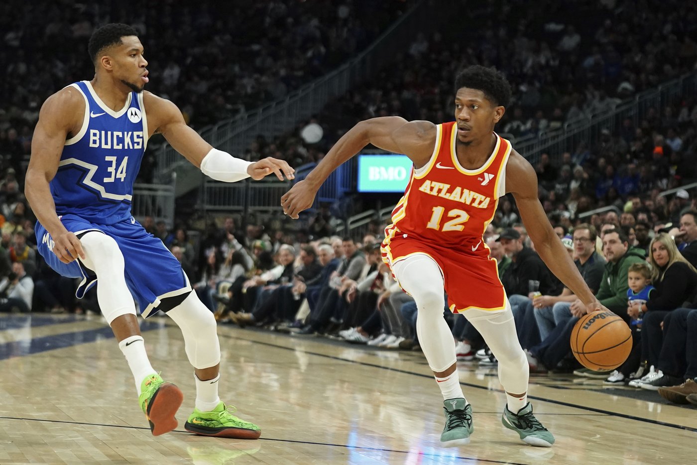 Hawks win 5th straight game and halt the Bucks' winning streak at 7 with 119-104 victory | iNFOnews.ca