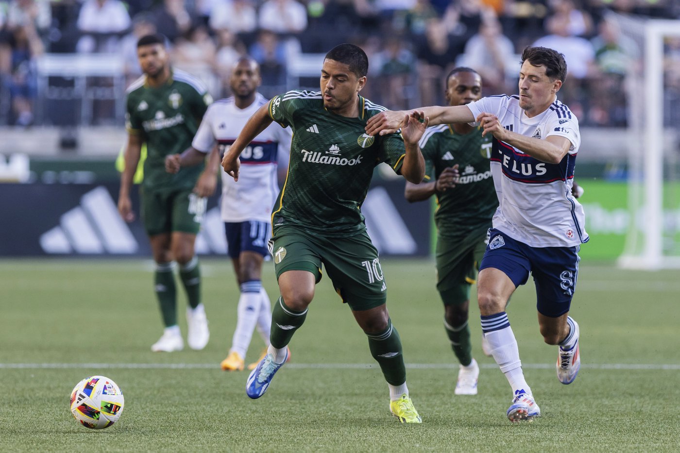 Whitecaps, Timbers to face off in play-in match in Portland | iNFOnews.ca