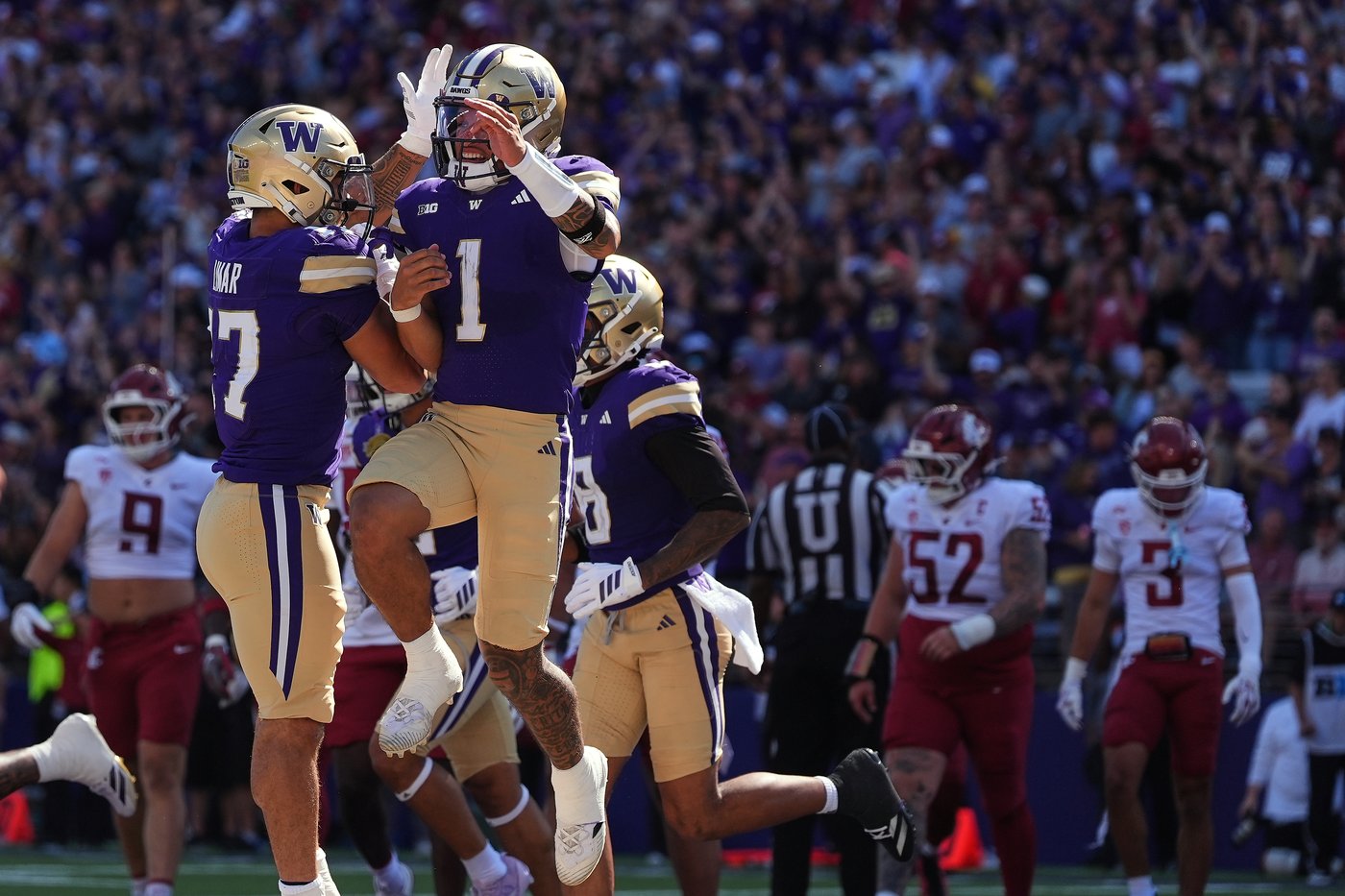 Washington offense overcomes early struggles in Apple Cup win | iNFOnews.ca