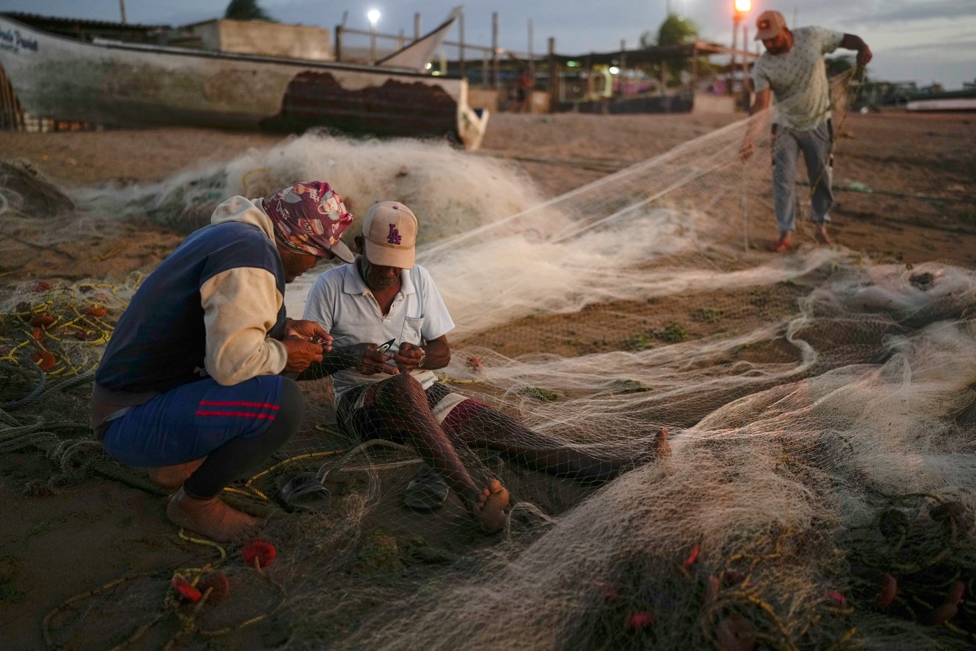 Photos show daily life along Venezuela’s oil coast after Maduro’s capture | iNFOnews.ca