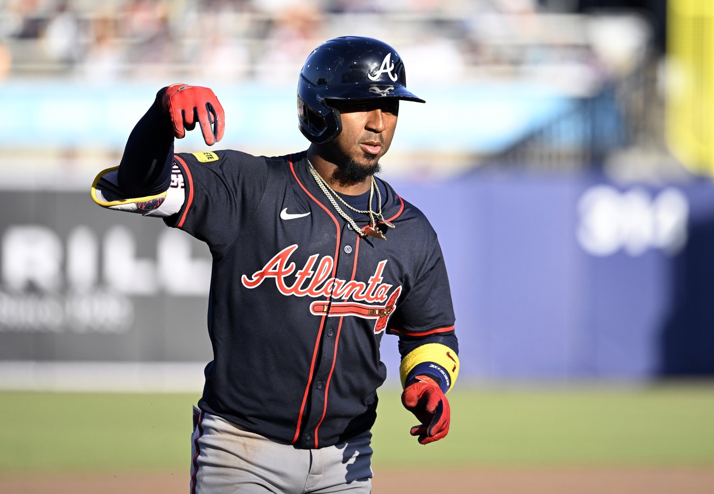 Harris' 2-run homer in the ninth lifts Braves over Rays 5-4 for their first road win | iNFOnews.ca