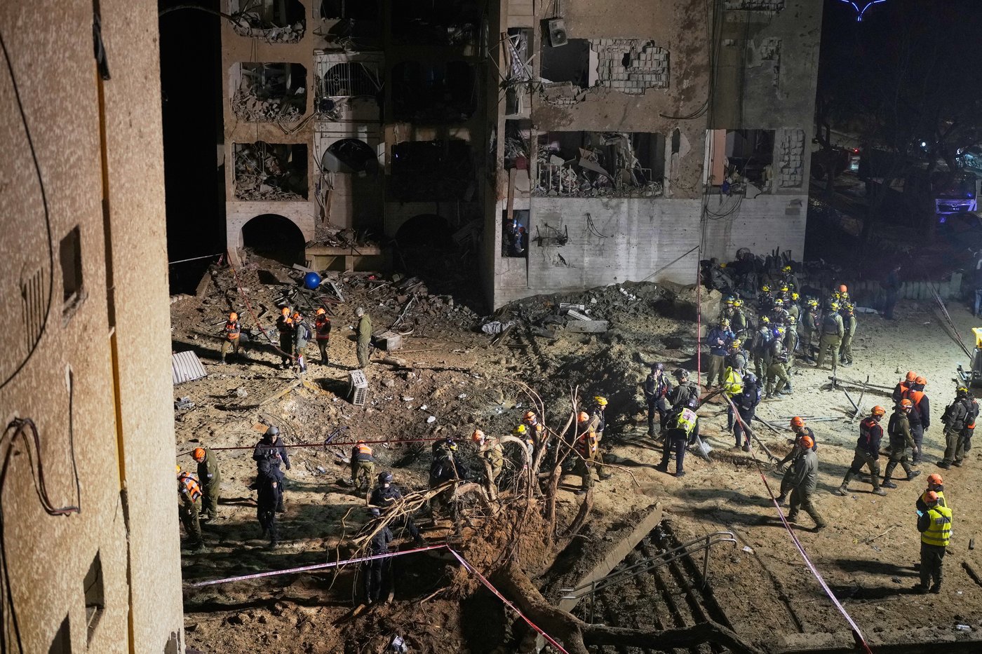 Photos from the Mideast in the 4th week of the Iran war | iNFOnews.ca
