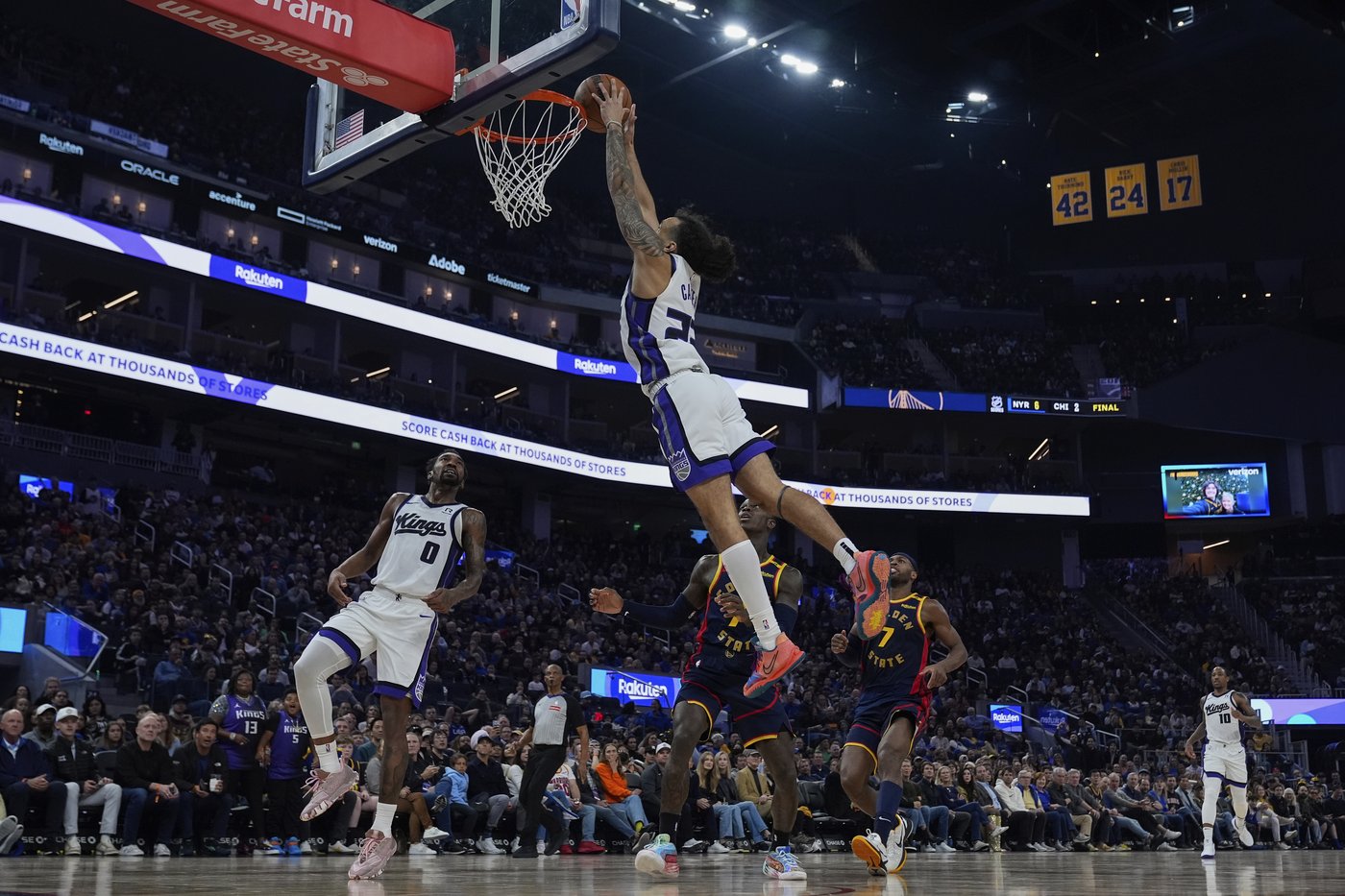 Malik Monk, Domantas Sabonis lead dominant Kings past Stephen Curry and Warriors, 129-99 | iNFOnews.ca