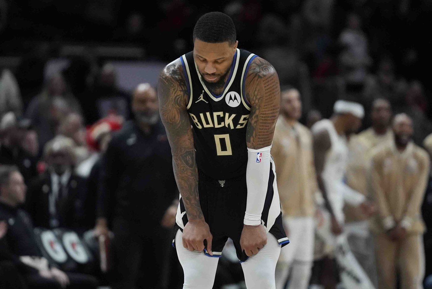 Giddey's triple-double sends Bulls to 116-111 win over Bucks | iNFOnews.ca