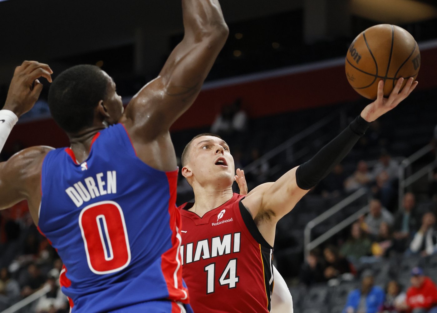 Hardaway's hot shooting in OT helps Pistons nip Heat 125-124 | iNFOnews.ca