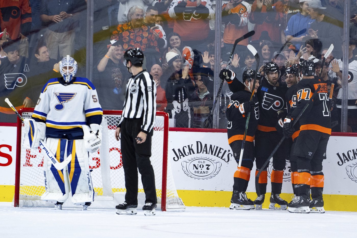 Bobby Brink breaks late tie, Flyers beat Blues 2-1 for 2nd straight victoiry | iNFOnews.ca Bobby Brink breaks late tie, Flyers beat Blues 2-1 for 2nd straight victoiry | iNFOnews.ca