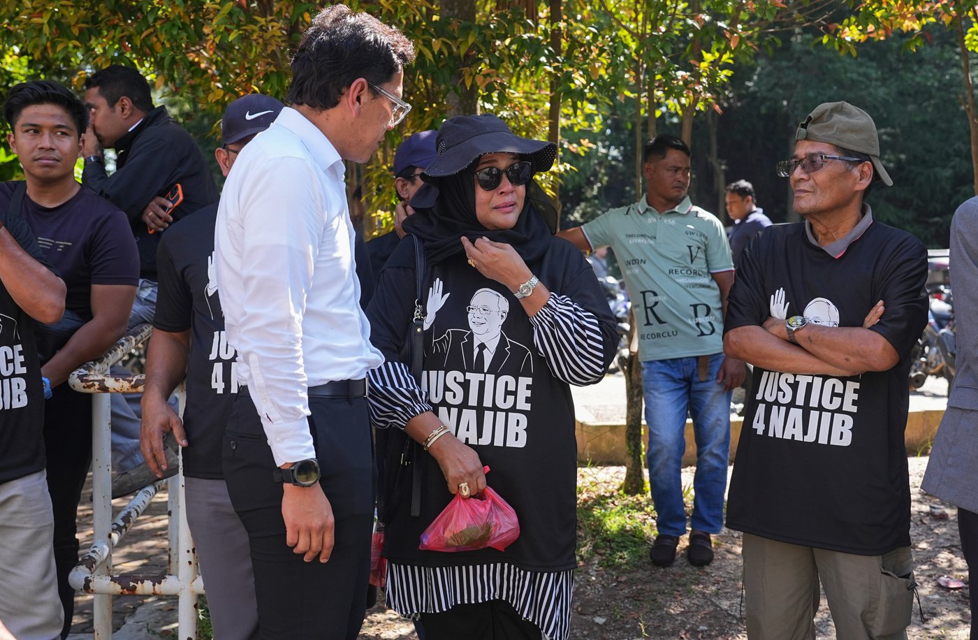 Malaysian court rejects ex-prime minister’s bid to serve remainder of sentence under house arrest | iNFOnews.ca Malaysian court rejects ex-prime minister’s bid to serve remainder of sentence under house arrest | iNFOnews.ca