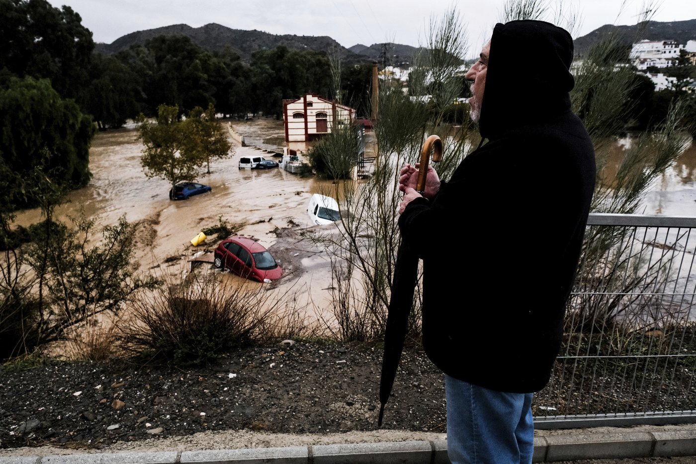 Copa del Rey games and other sporting events postponed after deadly floods devastate southern Spain | iNFOnews.ca