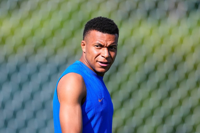 World Cup what to know: France takes center stage in Philly heat as Round of 16 begins | iNFOnews.ca