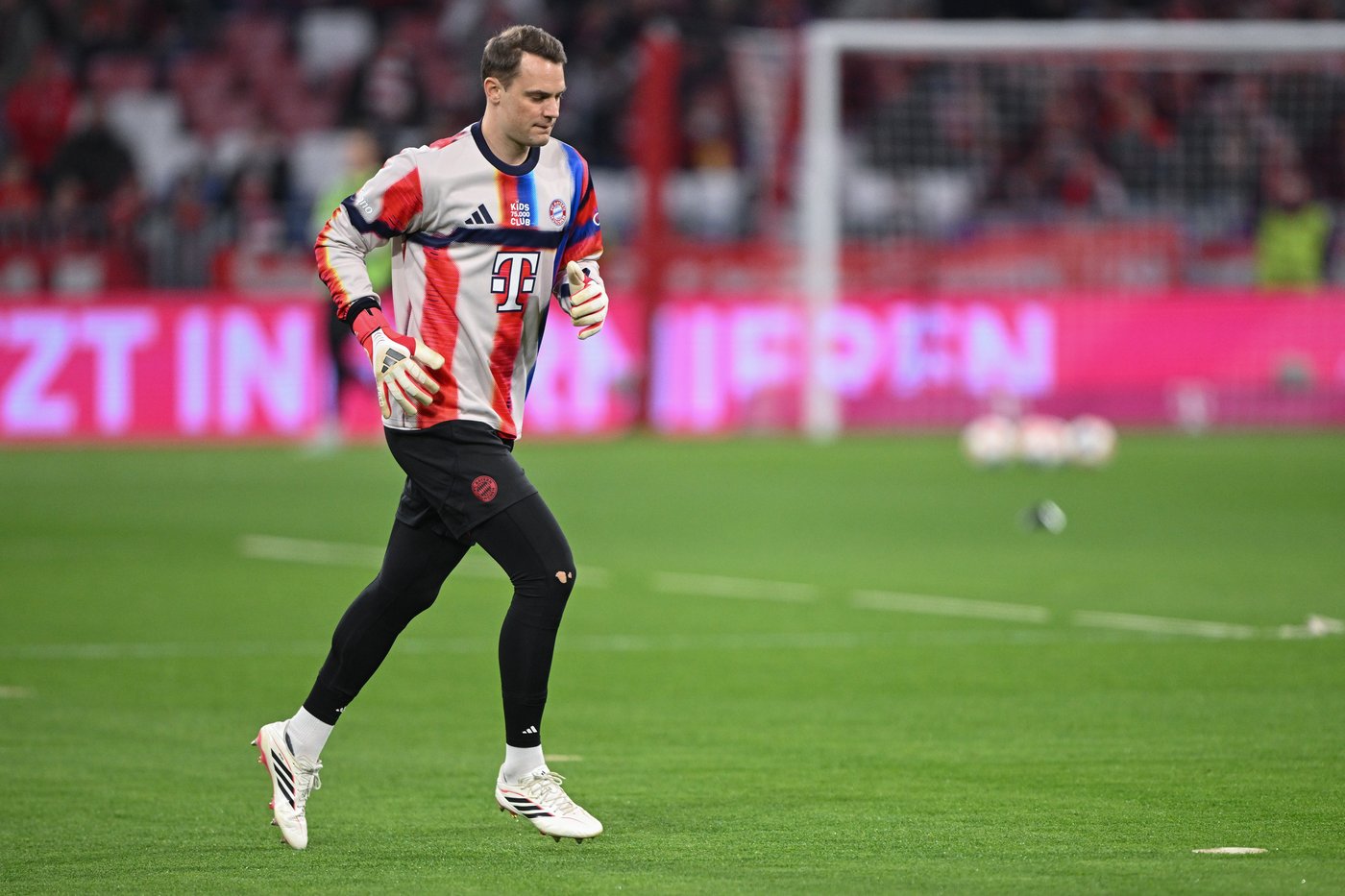 Bayern goalkeeper Manuel Neuer out with another calf injury on comeback | iNFOnews.ca