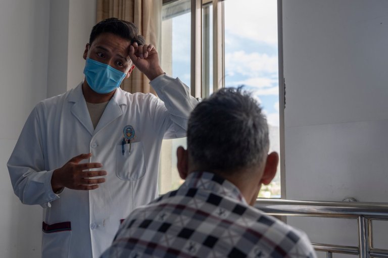 Tibetan medicine remains part of healthcare in the high-altitude region, in photos | iNFOnews.ca