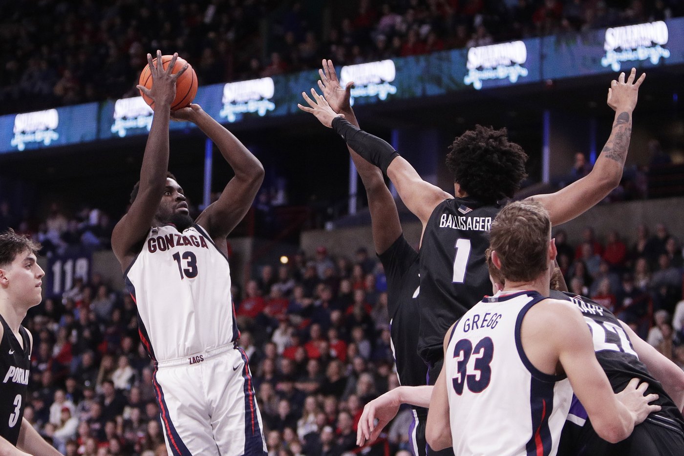 No. 19 Gonzaga rolls to 81-50 victory over Portland | iNFOnews.ca