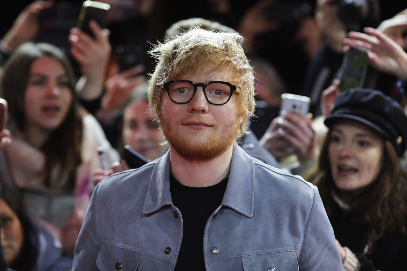Pop star Ed Sheeran helps favorite soccer team sign player before getting on stage with Taylor Swift | iNFOnews.ca
