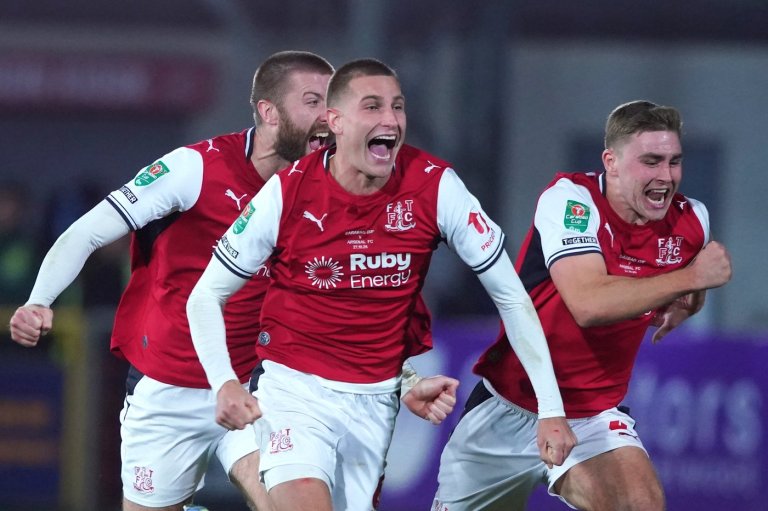 Arsenal loses to 4th-tier Fleetwood on penalties in English League Cup stunner | iNFOnews.ca