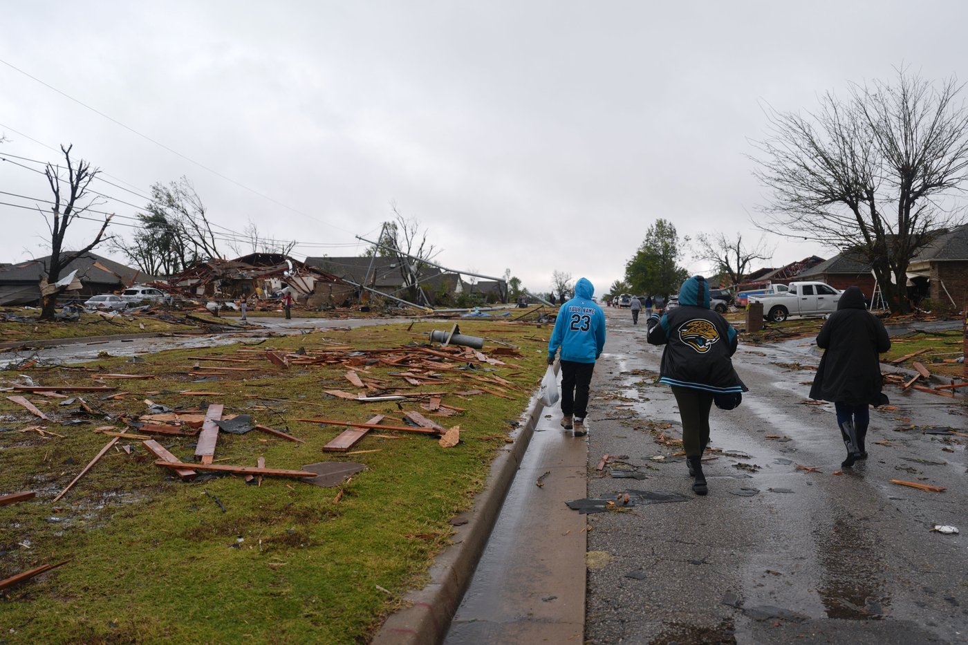 Oklahoma storms injure at least 11 and leave thousands without power | iNFOnews.ca