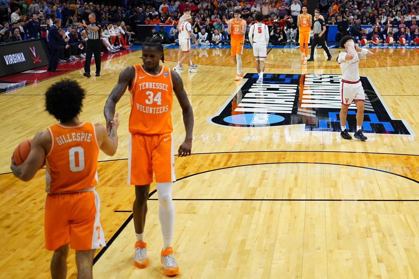 Tennessee reaches its 4th straight Sweet 16, beating Virginia 79-72 in March Madness | iNFOnews.ca