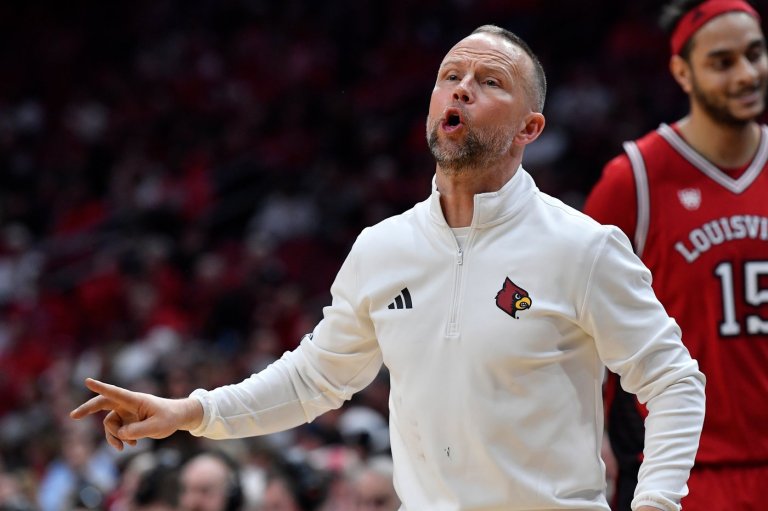 Louisville coach Kelsey says ex-G League player Johnson will not play for Cardinals this season | iNFOnews.ca