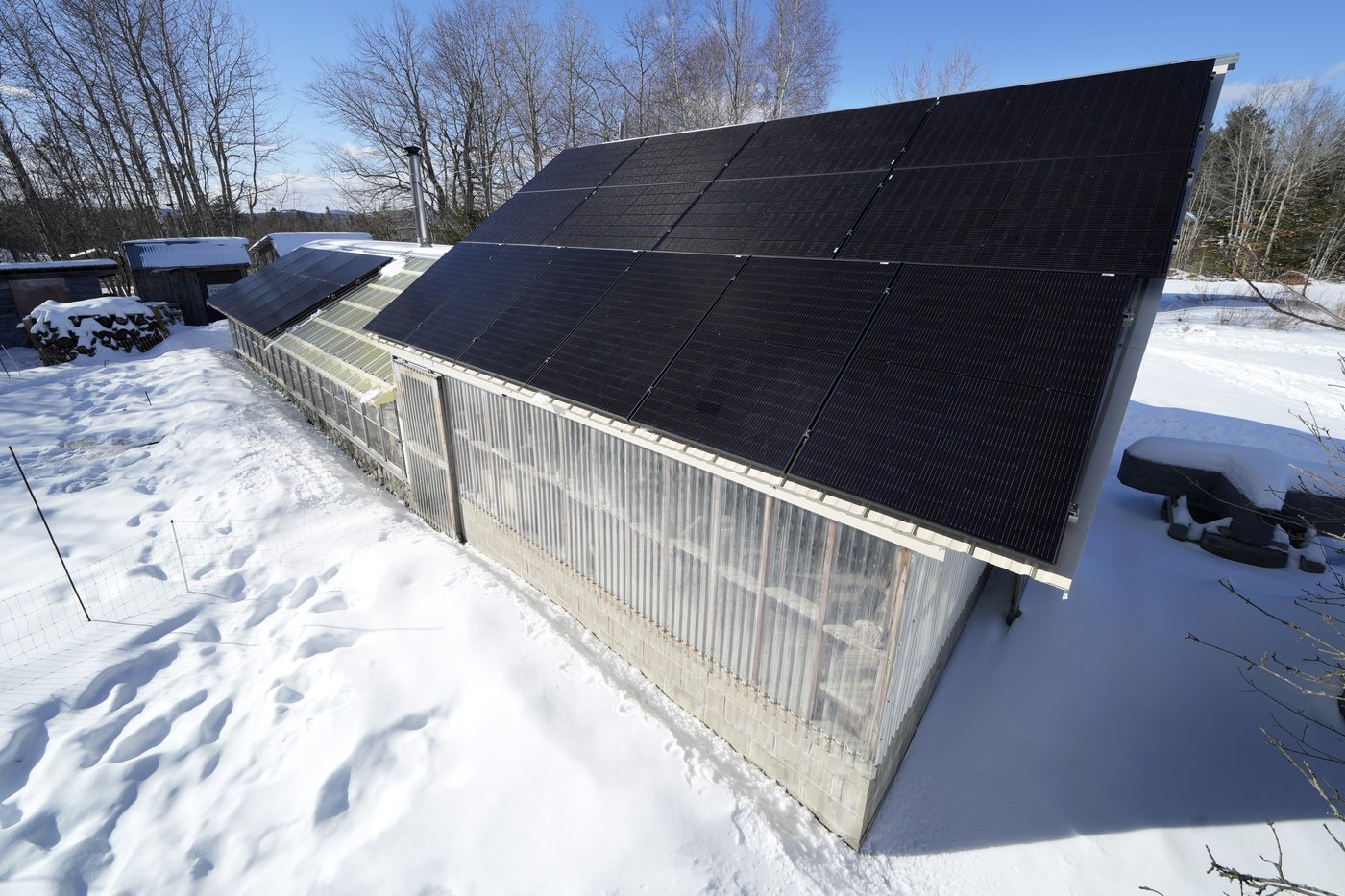 Farmers and rural businesses shelled out money for improvements. Will their promised rebates arrive? | iNFOnews.ca Farmers and rural businesses shelled out money for improvements. Will their promised rebates arrive? | iNFOnews.ca