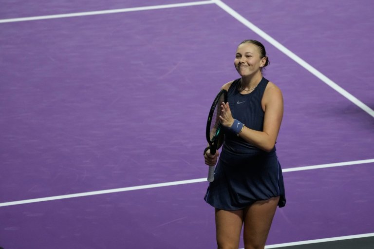 Anisimova beats Swiatek to join Rybakina in last four at WTA Finals | iNFOnews.ca Anisimova beats Swiatek to join Rybakina in last four at WTA Finals | iNFOnews.ca