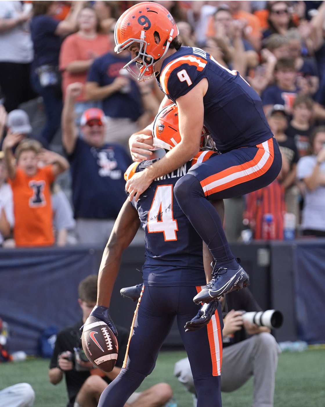 No. 23 Illinois outlasts Purdue 50-49 in overtime on sack on 2-point conversion | iNFOnews.ca No. 23 Illinois outlasts Purdue 50-49 in overtime on sack on 2-point conversion | iNFOnews.ca