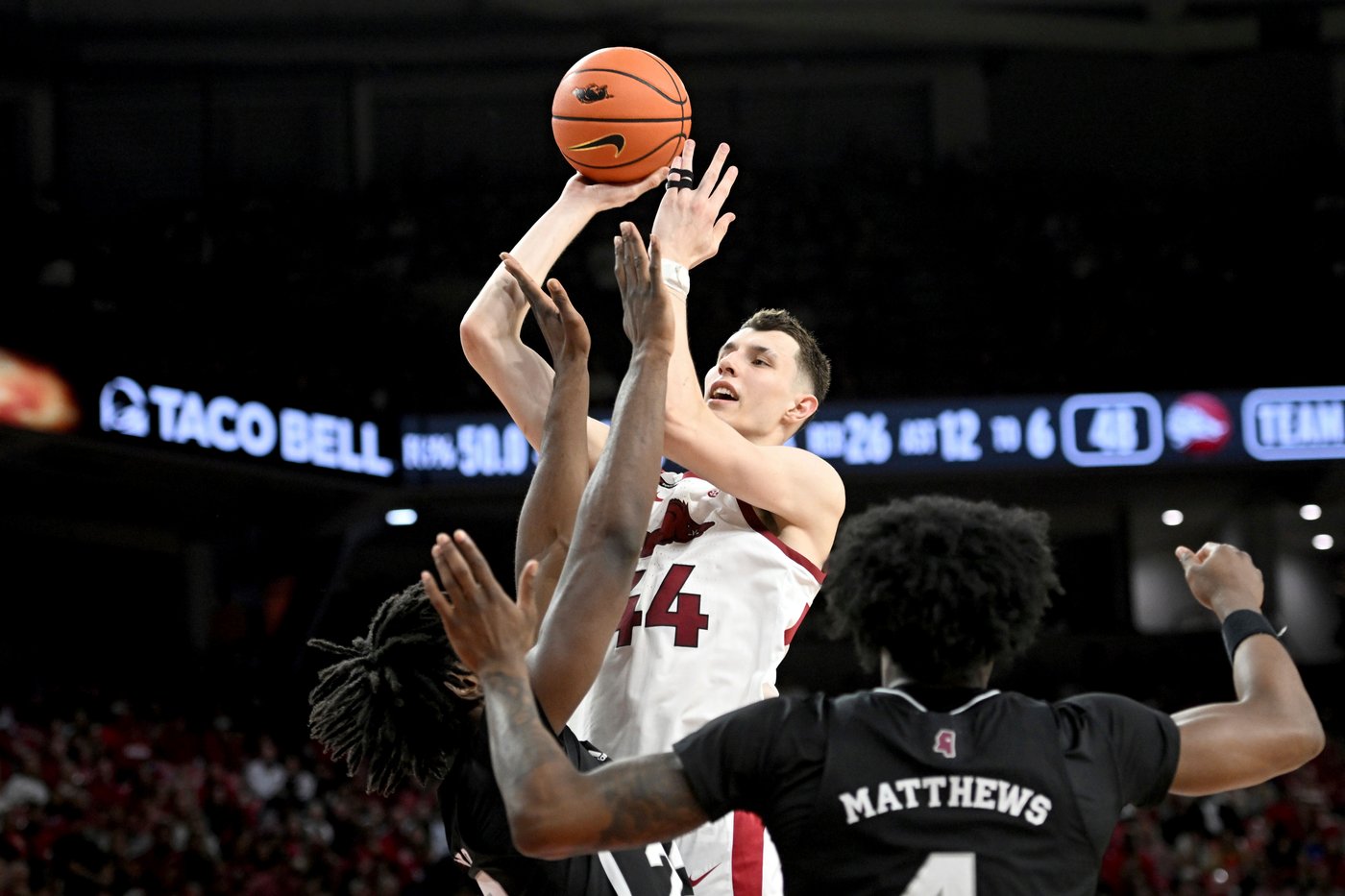 No. 17 Illinois has an international flavor, but its leader is a hometown point guard | iNFOnews.ca No. 17 Illinois has an international flavor, but its leader is a hometown point guard | iNFOnews.ca