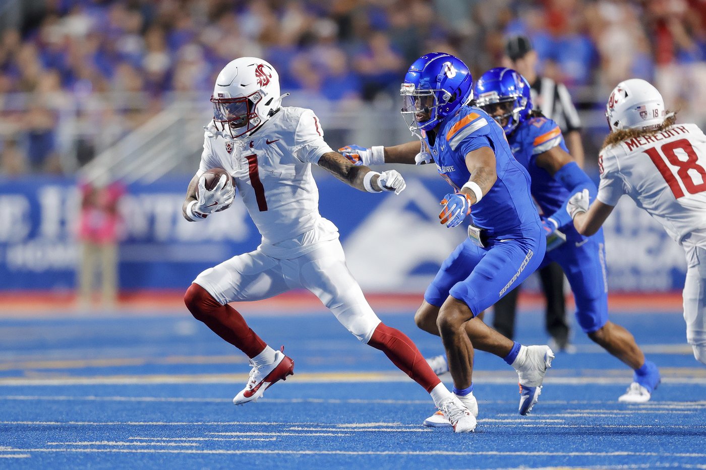 Ashton Jeanty runs for 259 yards and 4 TDs, No. 25 Boise State beats Washington State 45-24 | iNFOnews.ca