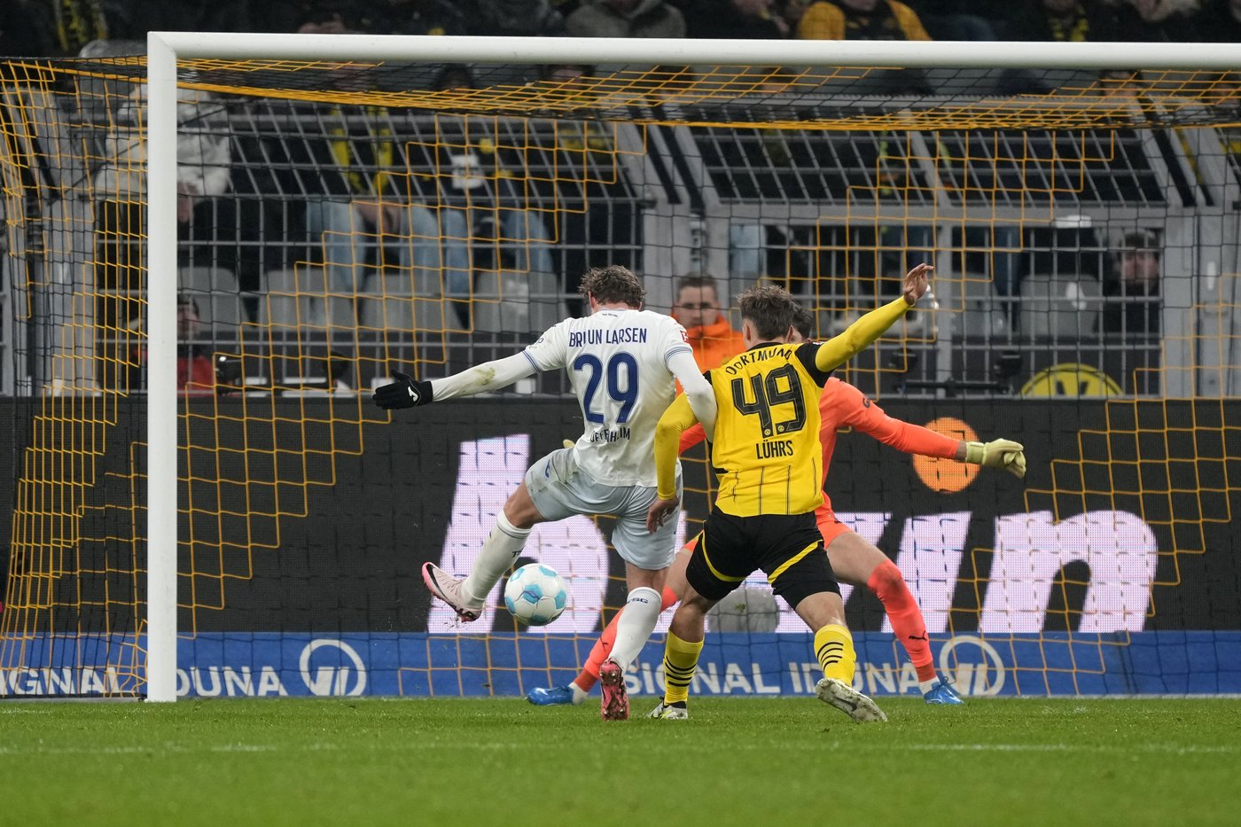 Bruun Larsen returns to deny Dortmund victory with a late goal for Hoffenheim | iNFOnews.ca