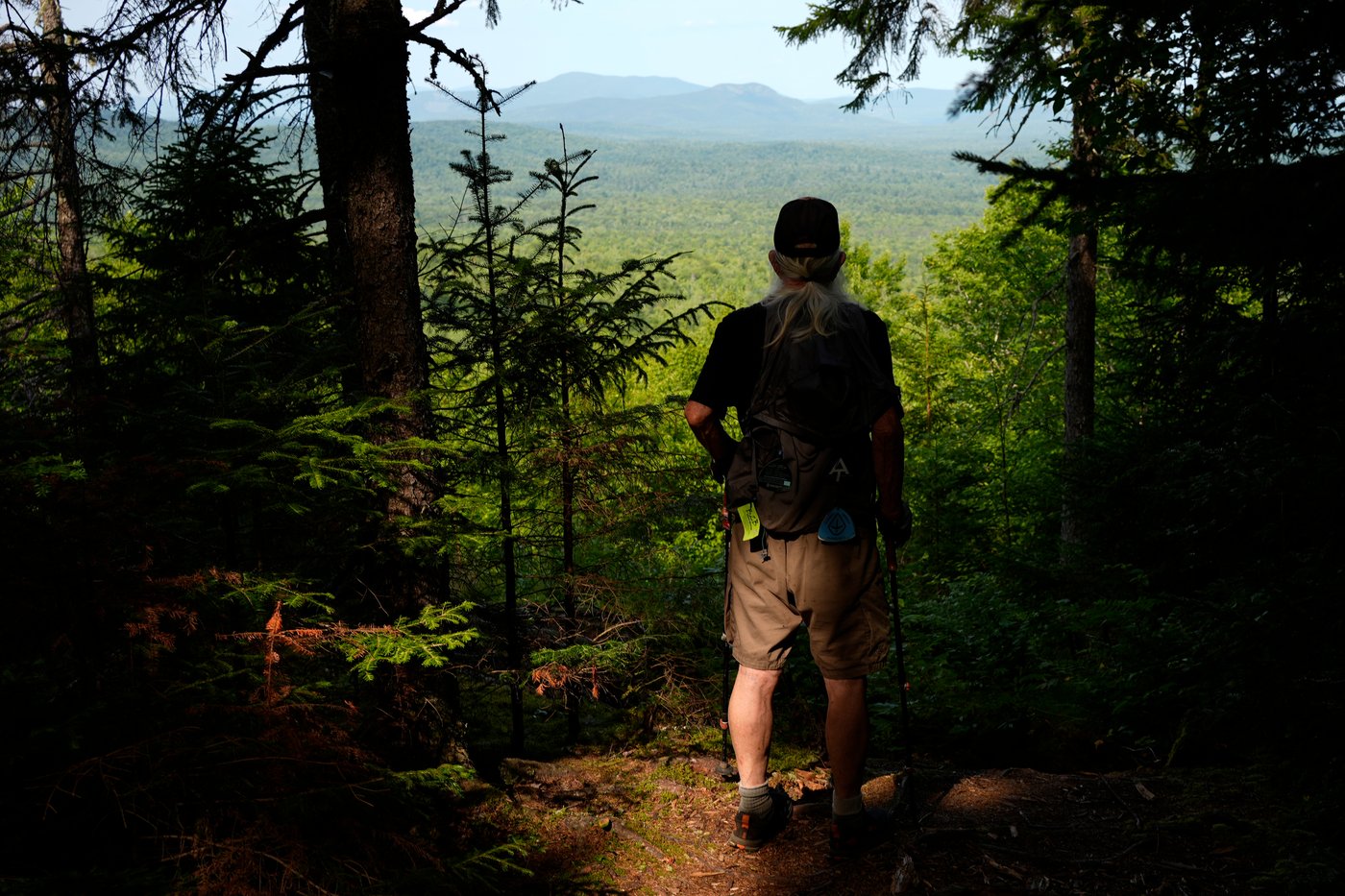 Photos show oldest hiker reclaiming Appalachian Trail record at 91 | iNFOnews.ca