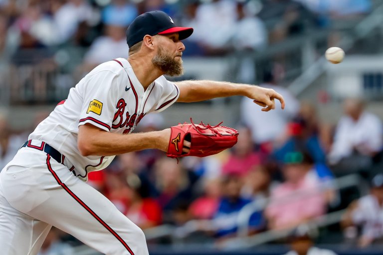 Chris Sale strikes out 11 in 5-hit shutout as Braves beat Yamamoto and Dodgers 1-0 for 3-game sweep | iNFOnews.ca