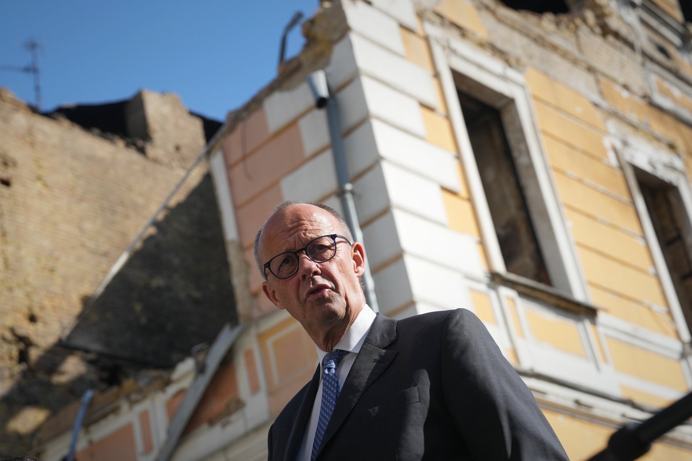 Germany's Merz announces new aid for Ukraine in Kyiv as Russia steps up attacks | iNFOnews.ca