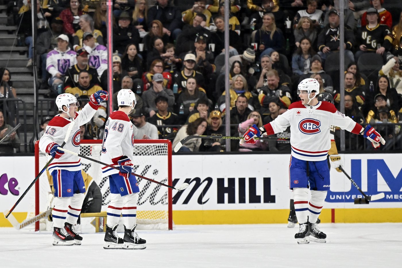 Dach's goal midway through 3rd period rallies Canadiens to 3-2 win over the Golden Knights | iNFOnews.ca