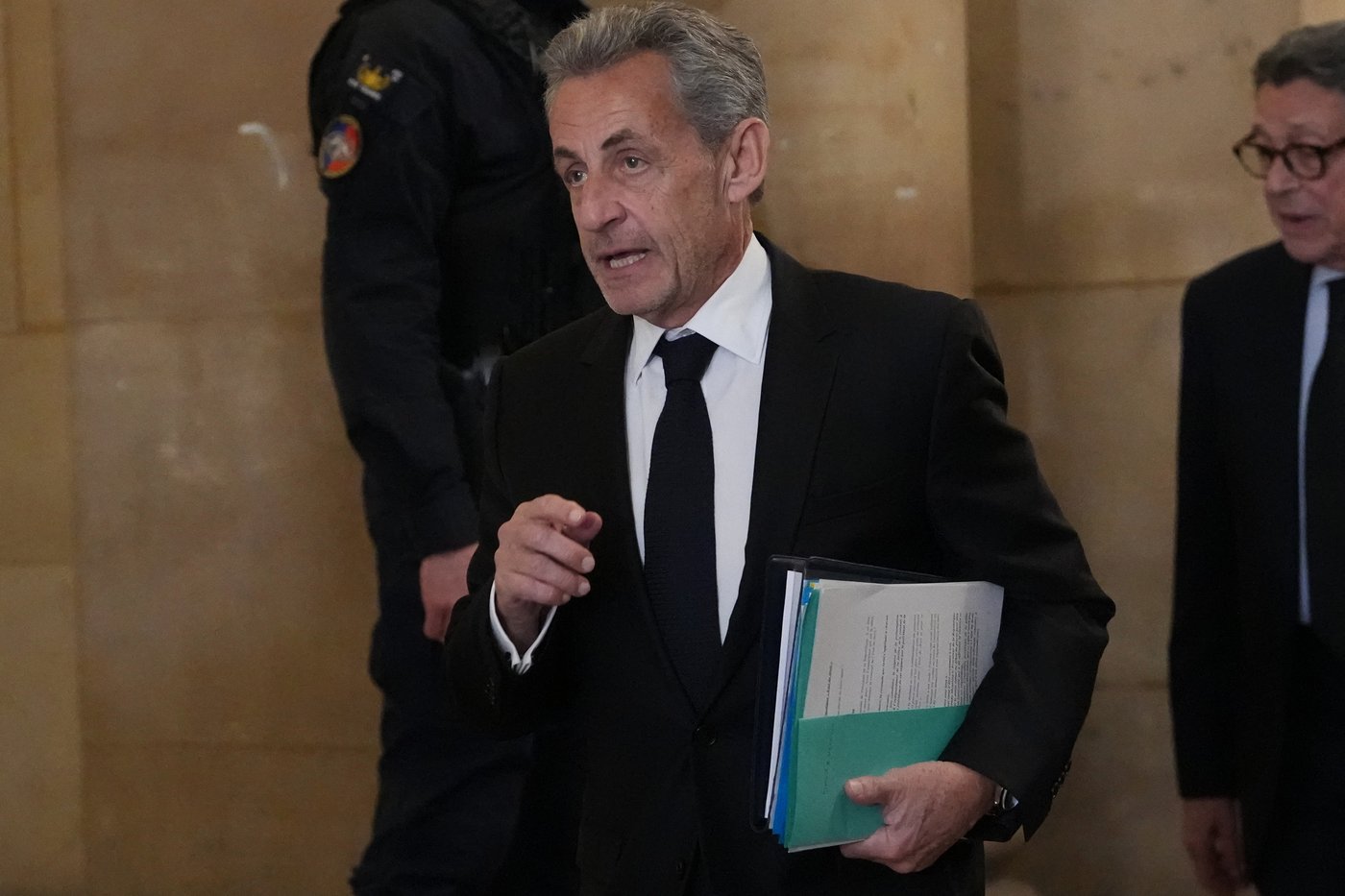 French prosecutors push to return Sarkozy to prison for 7 years in Libya case | iNFOnews.ca
