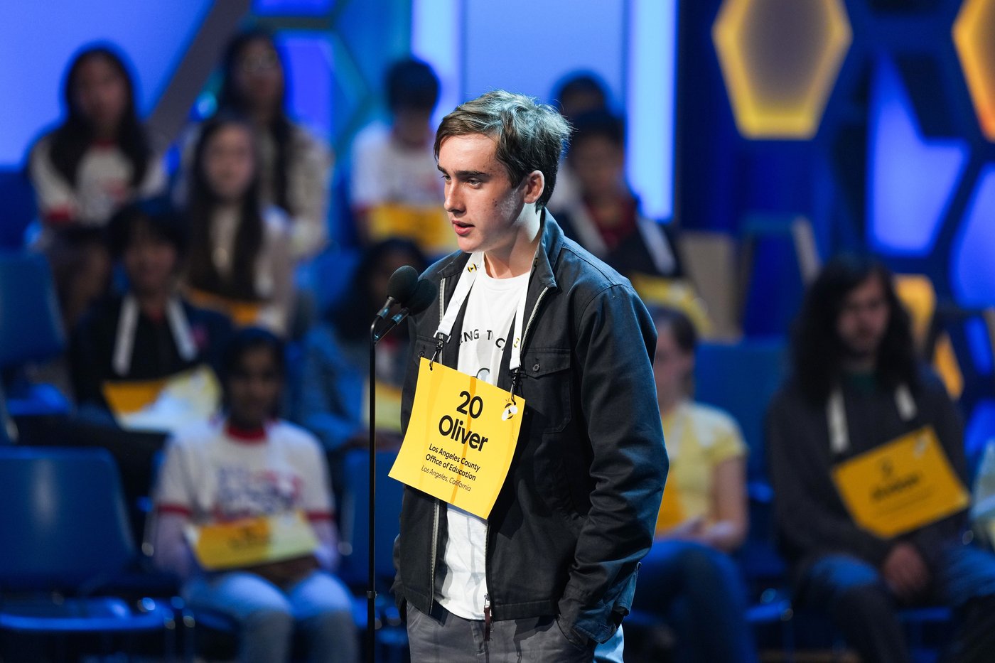 Venue gets mixed reviews as National Spelling Bee returns to DC ahead of White House UFC event | iNFOnews.ca