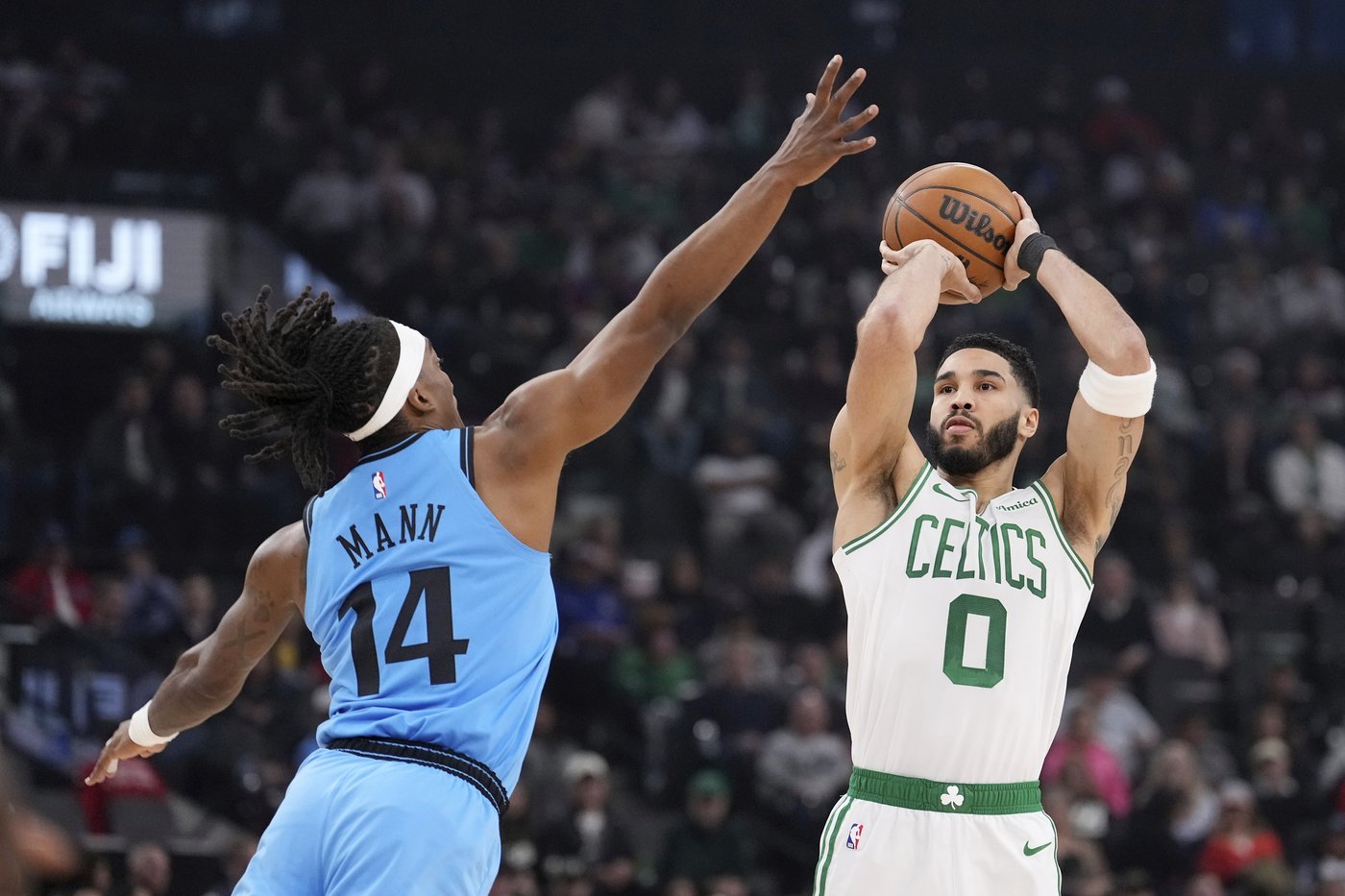 Brown and Tatum lead Celtics past Clippers 117-113 in overtime with both teams missing starters | iNFOnews.ca Brown and Tatum lead Celtics past Clippers 117-113 in overtime with both teams missing starters | iNFOnews.ca