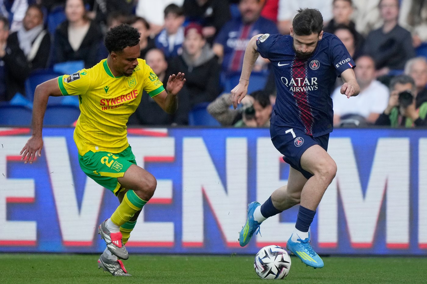 Stopping Kvaratskhelia is key to Bayern's chances against PSG in Champions League semifinal | iNFOnews.ca