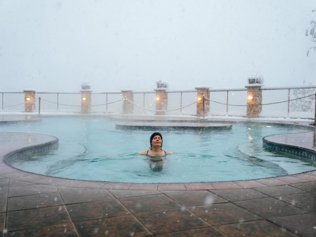 iN PHOTOS: Day trips to steamy hot springs from Kamloops, Kelowna | iNwheels iN PHOTOS: Day trips to steamy hot springs from Kamloops, Kelowna | iNwheels