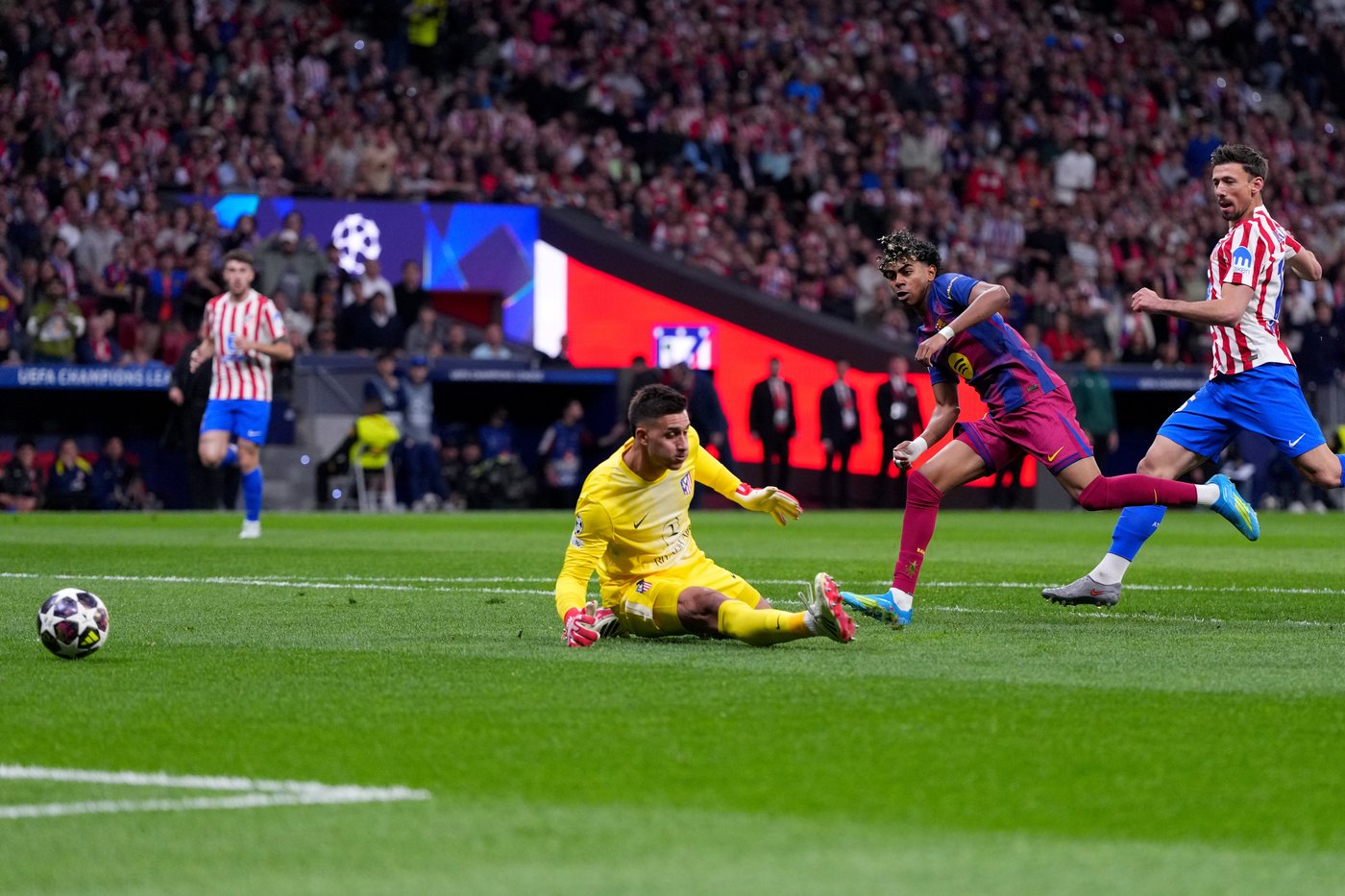 Atletico Madrid withstands Barcelona’s early blitz to reach the Champions League semifinals | iNFOnews.ca