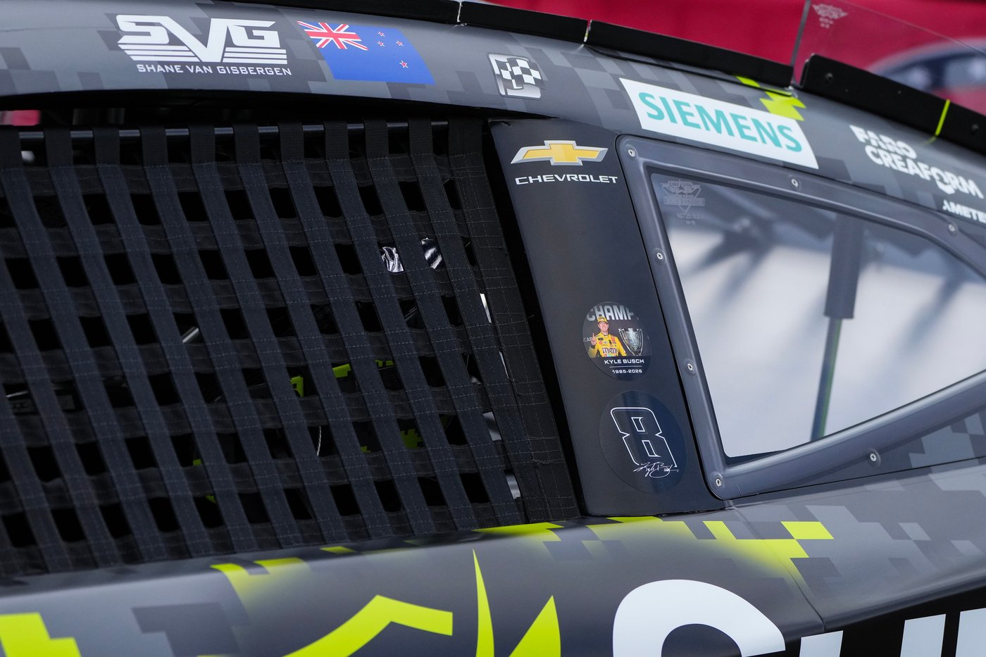 Shane van Gisbergen captures the pole for inaugural NASCAR race at Naval Base Coronado | iNFOnews.ca
