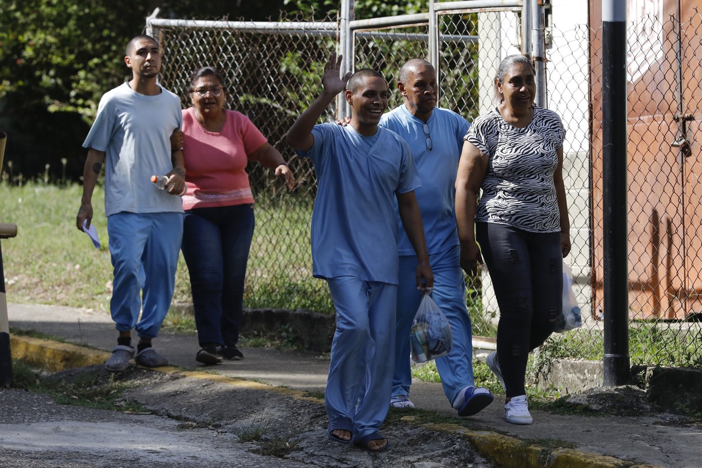 Venezuela releases from prison some of the thousands detained after presidential election | iNFOnews.ca