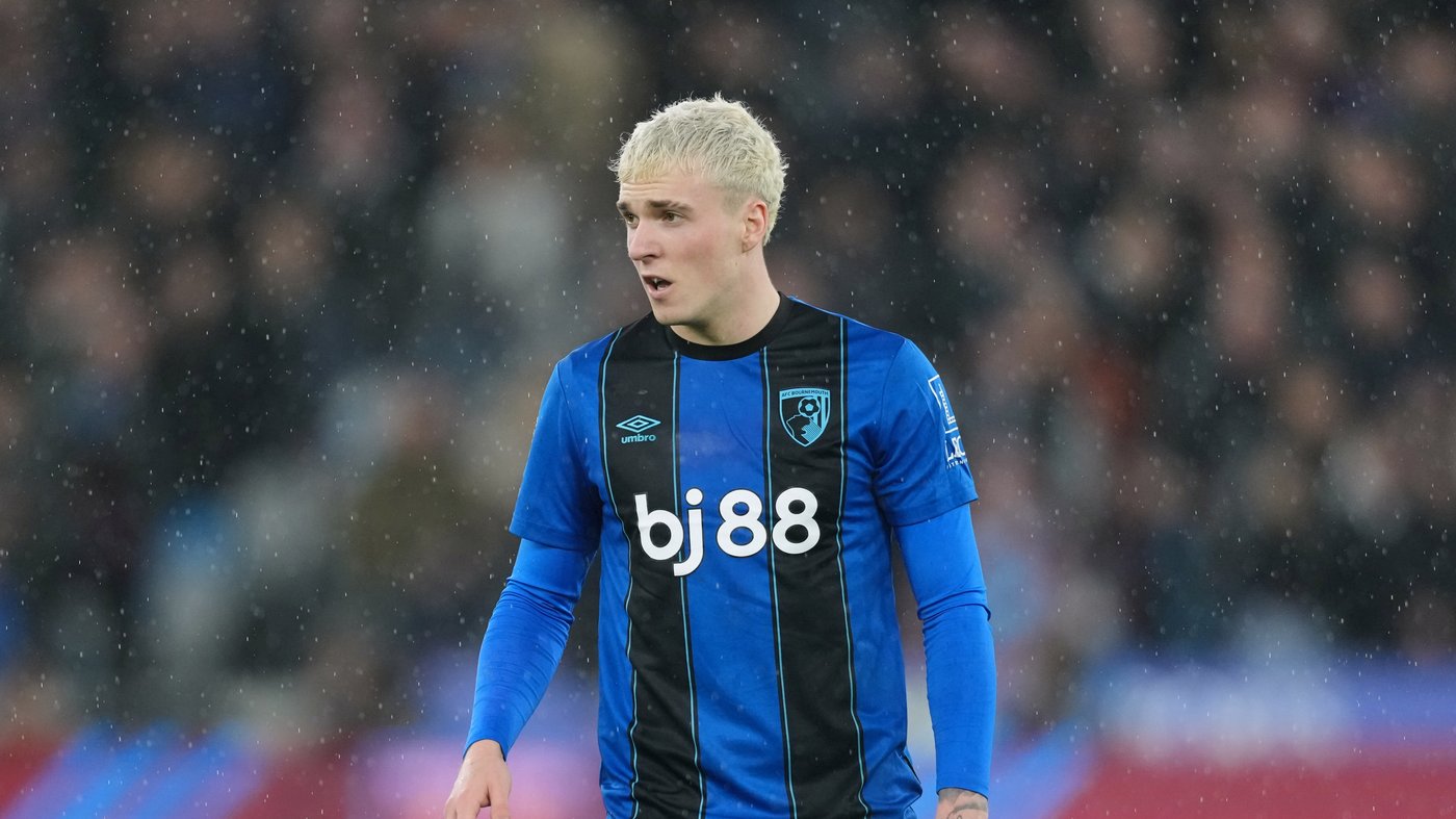Bournemouth drops Jiménez from the squad while investigating social-media posts | iNFOnews.ca