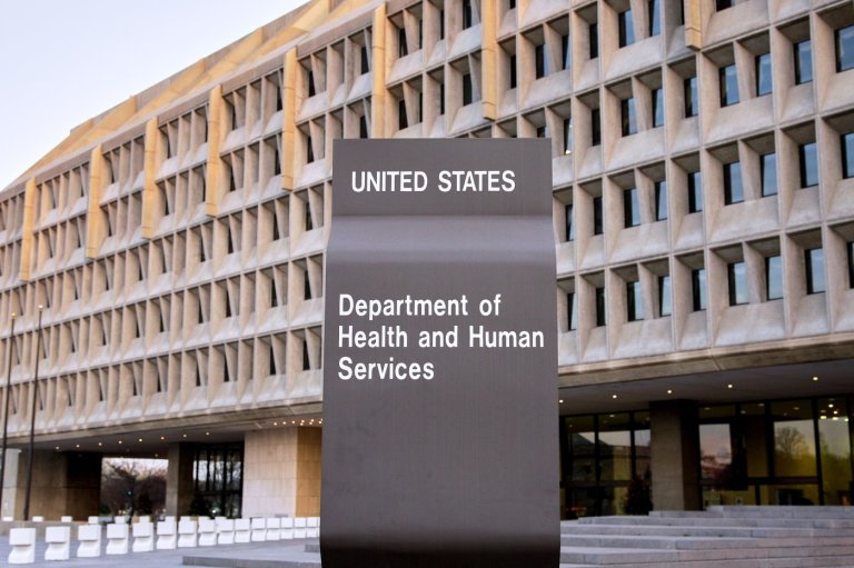 Trump administration launches investigation of states that mandate health insurance covers abortion | iNFOnews.ca