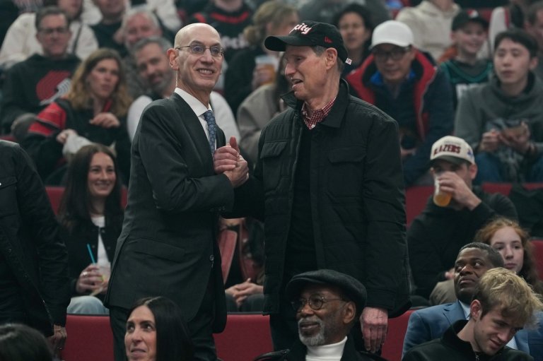 NBA Commissioner Silver visits Portland after passage of bill to help fund arena renovations | iNFOnews.ca
