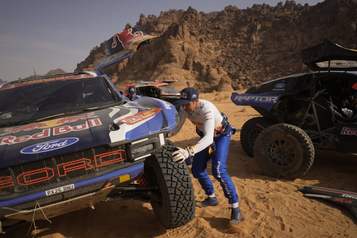 Photos of the Dakar Rally in Saudi Arabia | iNFOnews.ca