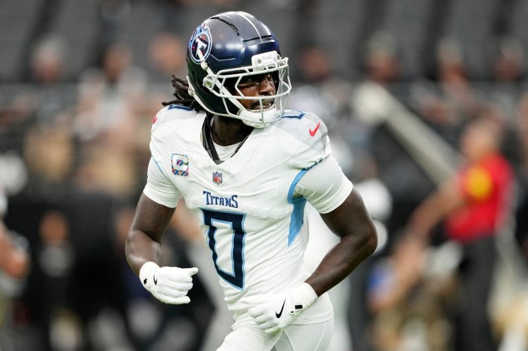 Calvin Ridley and Titans rework his deal after injury-shortened season, AP source says | iNFOnews.ca