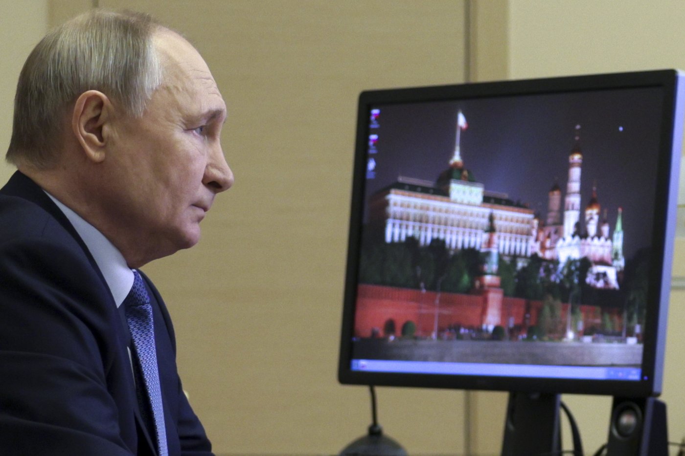 Russia's Putin and China's Xi emphasize close reations, a day after Trump is sworn in as president | iNFOnews.ca