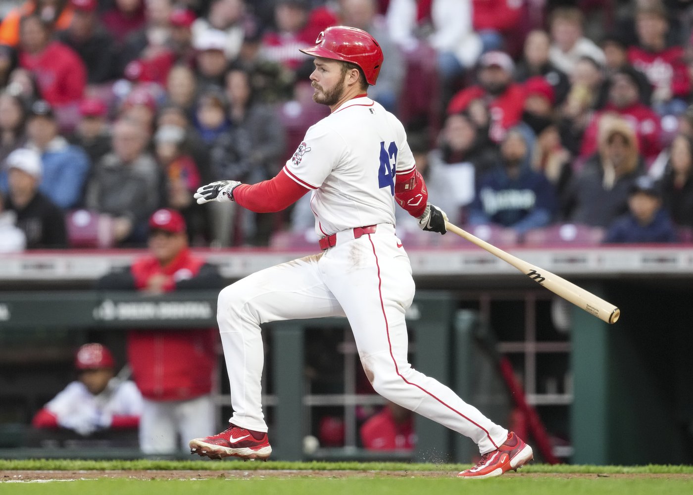 Austin Hays homers to help the Reds beat Luis Castillo and the Mariners 8-4 | iNFOnews.ca