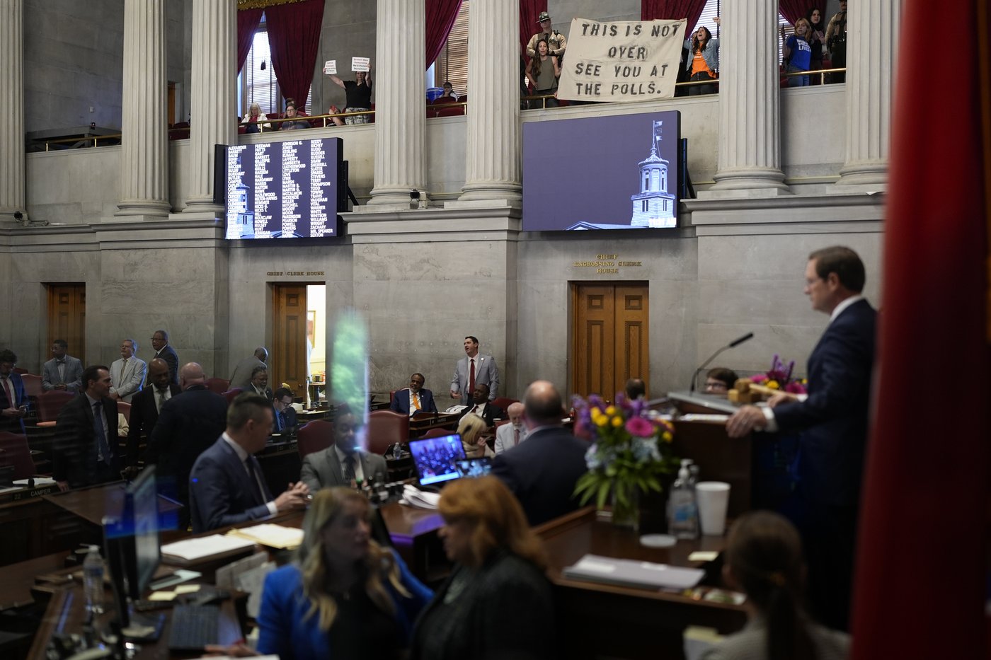 New Tennessee House rules could ban hecklers, banish disorderly lawmakers to voting remotely | iNFOnews.ca New Tennessee House rules could ban hecklers, banish disorderly lawmakers to voting remotely | iNFOnews.ca